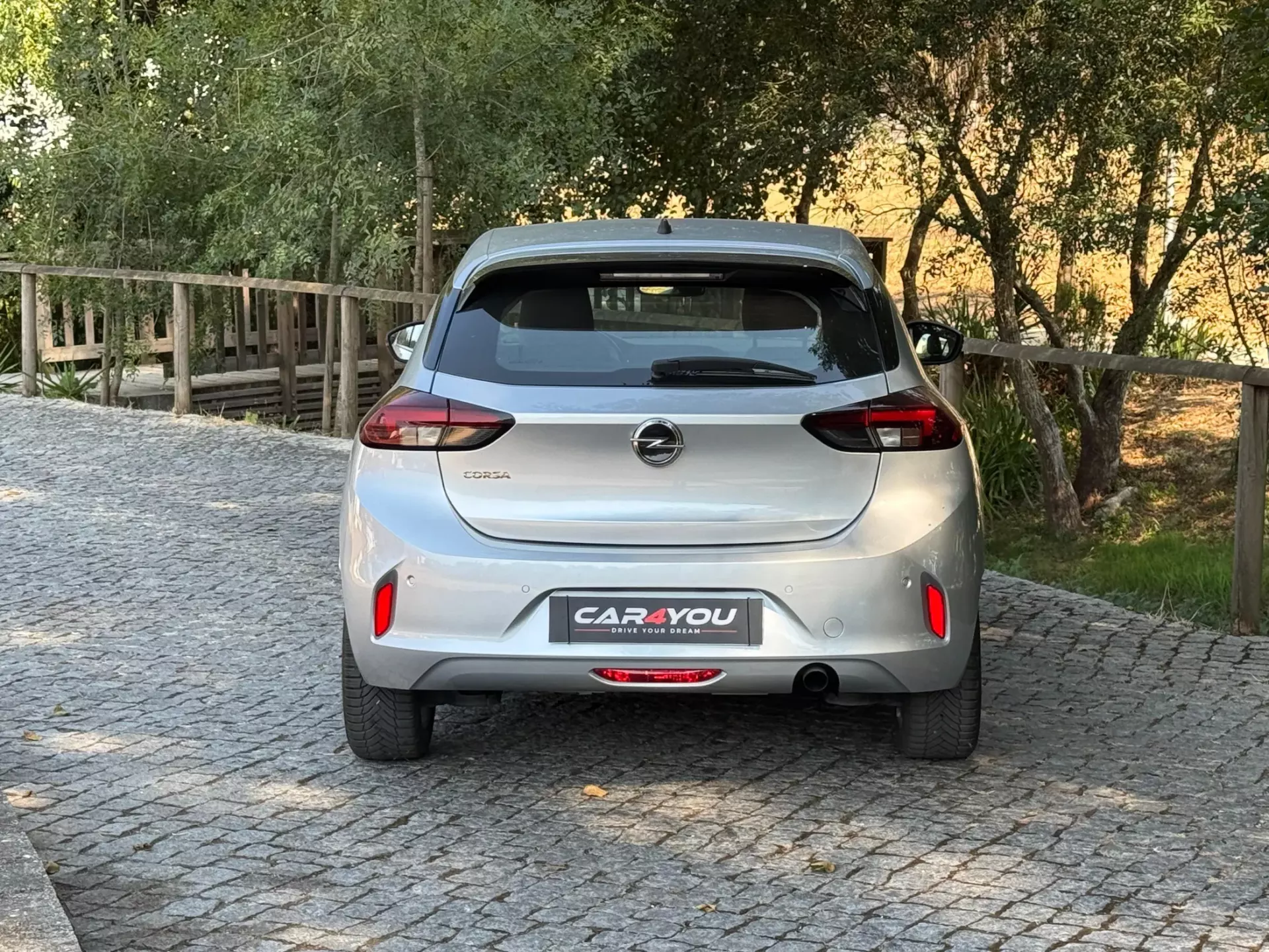 Opel Corsa 1.5 D Elegance 7