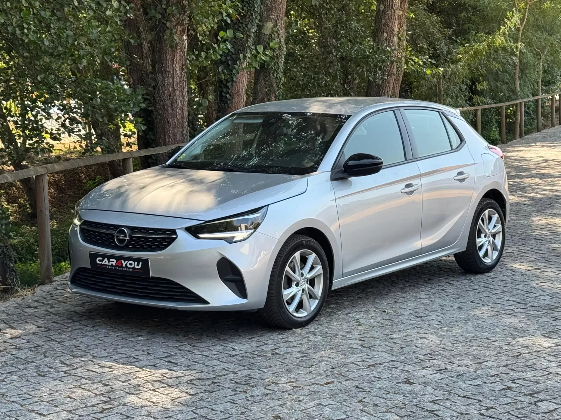 Opel Corsa 1.5 D Elegance 9