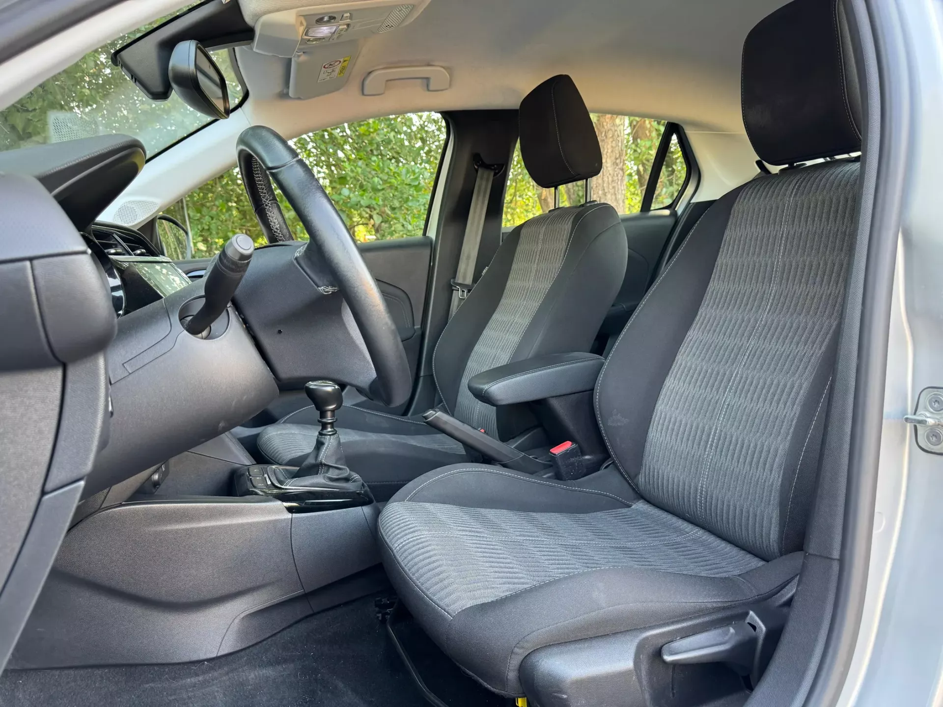 Opel Corsa 1.5 D Elegance 20