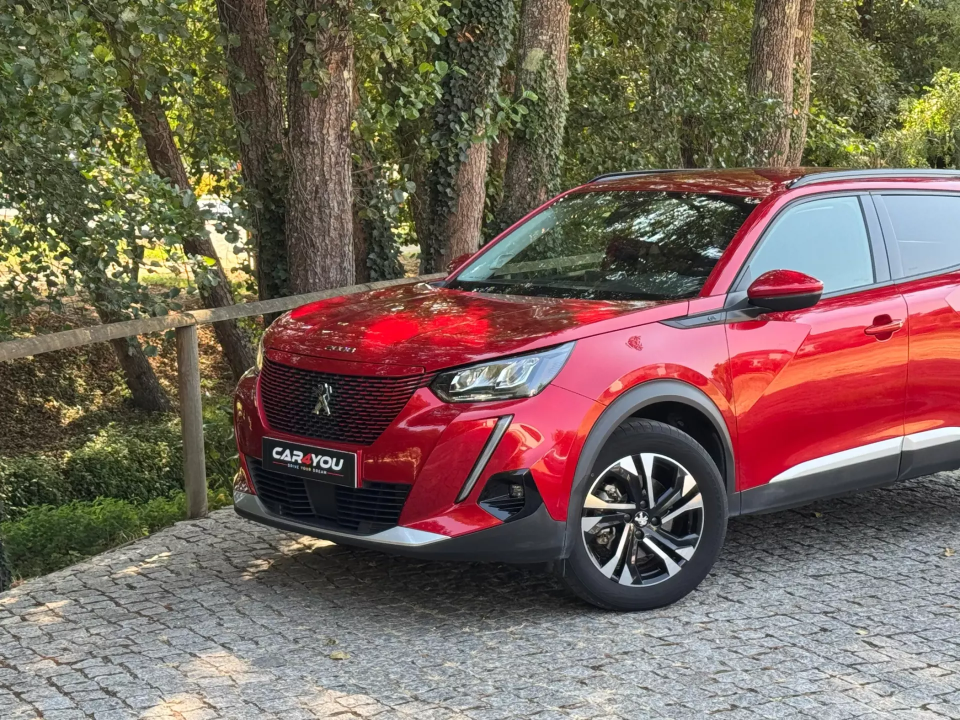 Peugeot e-2008 50 kWh Allure 2