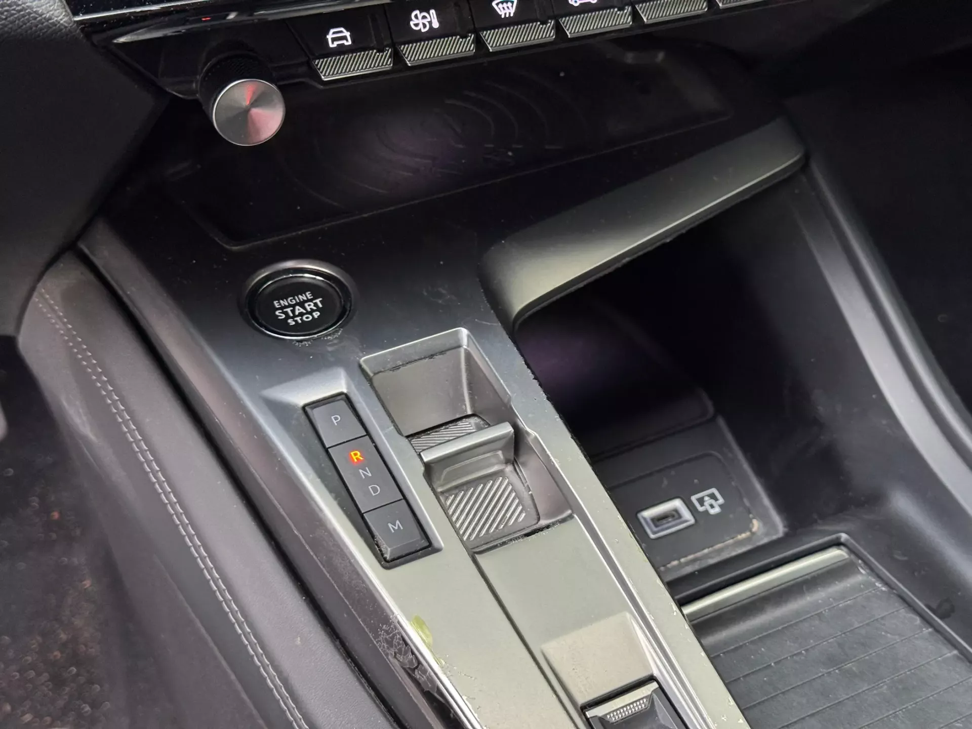 Peugeot 308 1.2 PureTech Allure EAT8 15