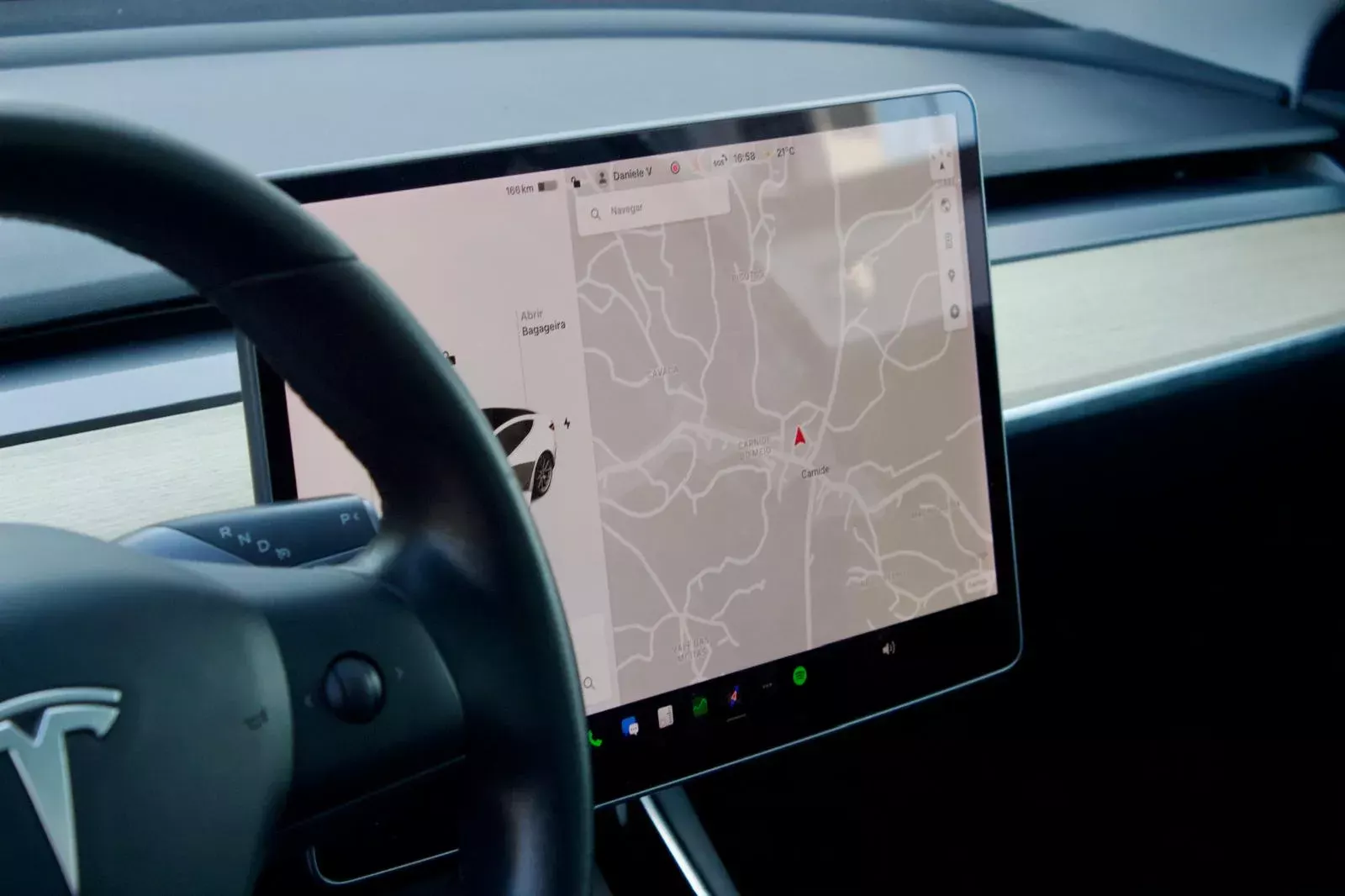 Tesla Model 3 Long-Range Dual Motor AWD 10