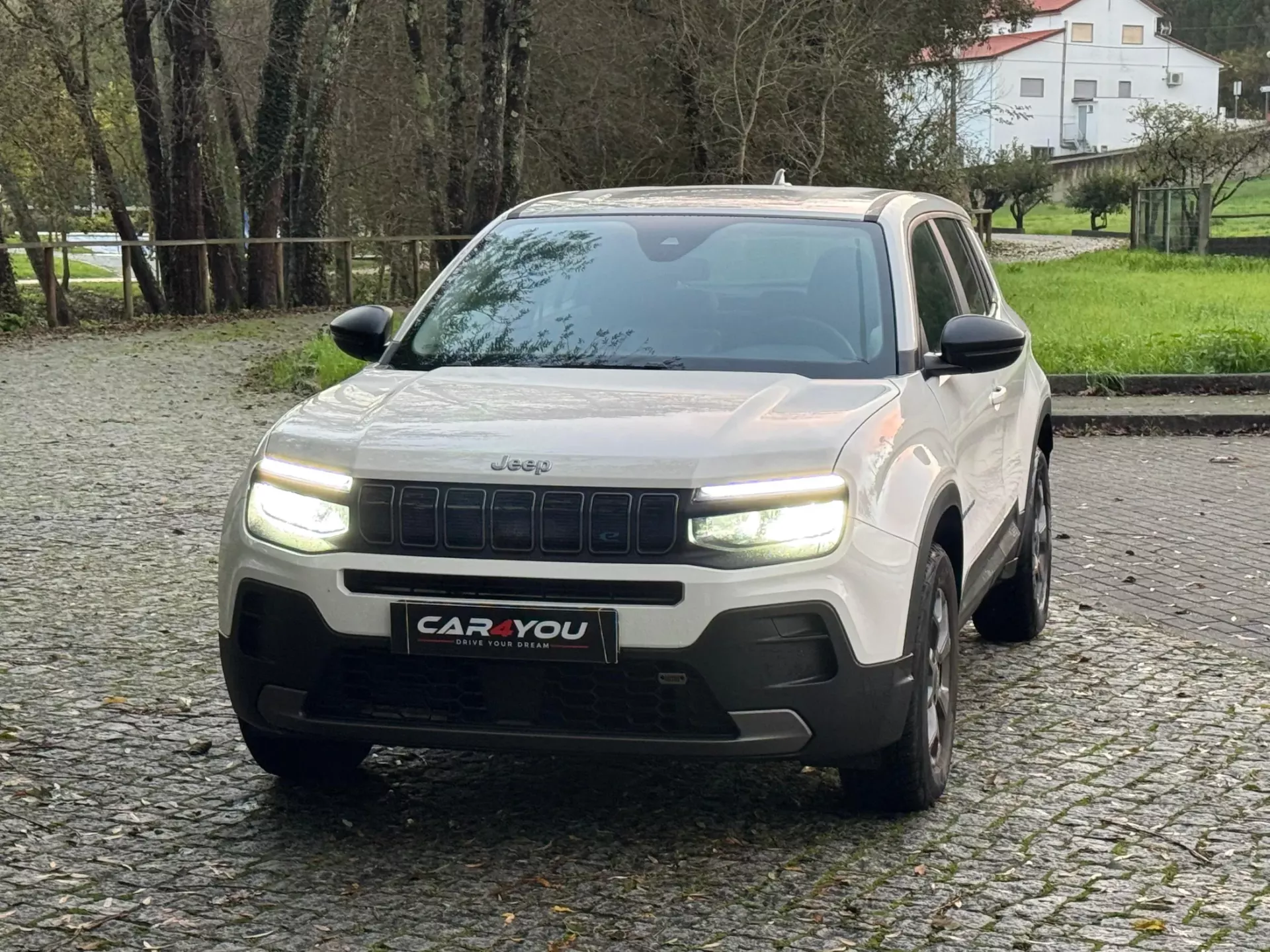 Jeep Avenger 54 kWh Longitude 10