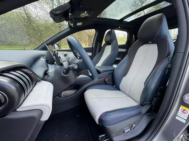 BYD Atto 3 60.48 kWh Design 26