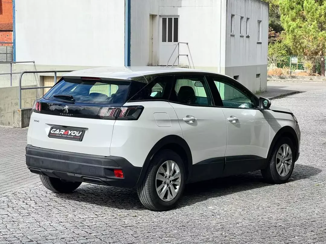 Peugeot 3008 1.5 BlueHDi Allure EAT8 2