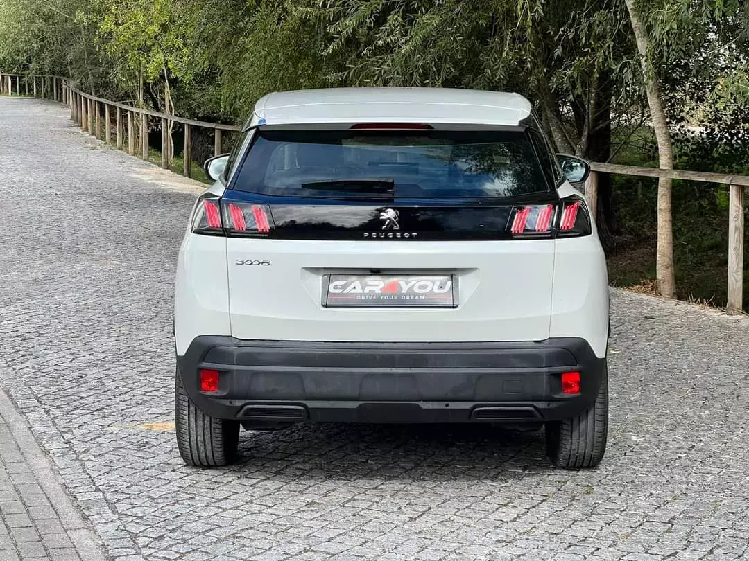 Peugeot 3008 1.5 BlueHDi Allure EAT8 11