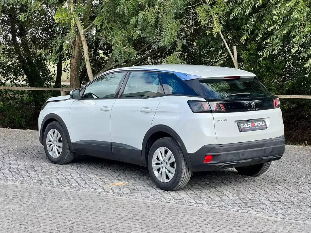 Peugeot 3008 1.5 BlueHDi Allure EAT8 12