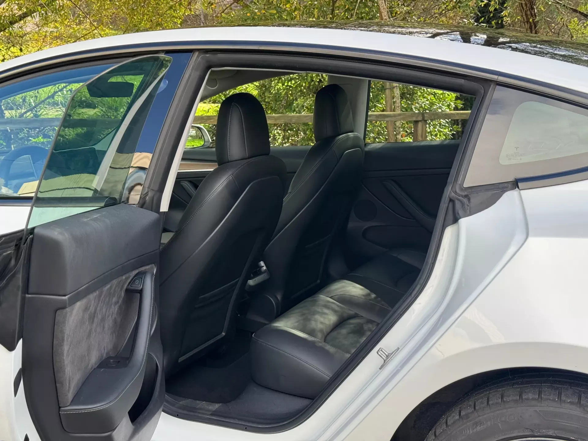 Tesla Model 3 Standard Range Plus RWD 25