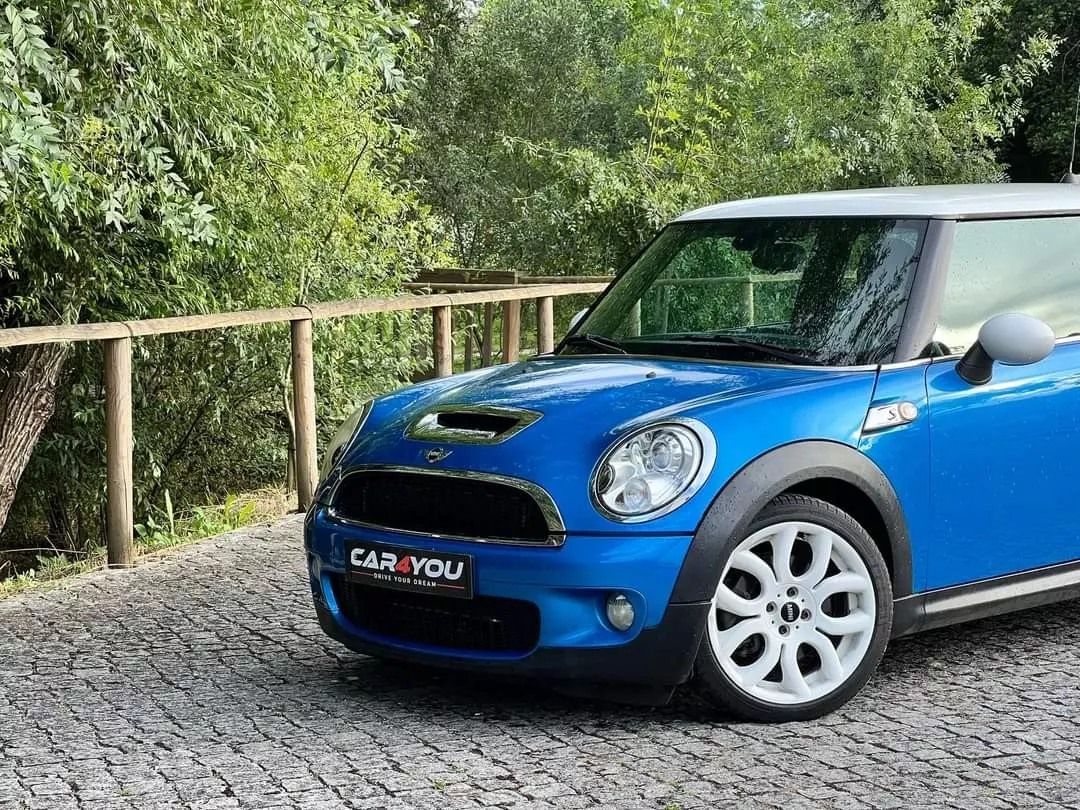 MINI 3 Portas Cooper S 2