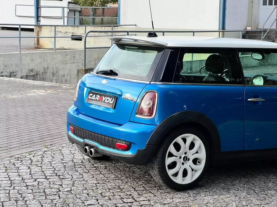 MINI 3 Portas Cooper S 5