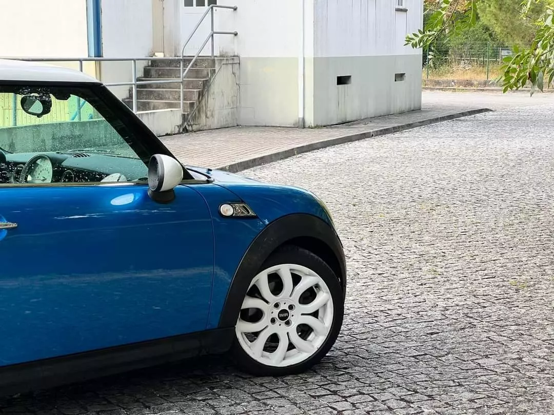 MINI 3 Portas Cooper S 6