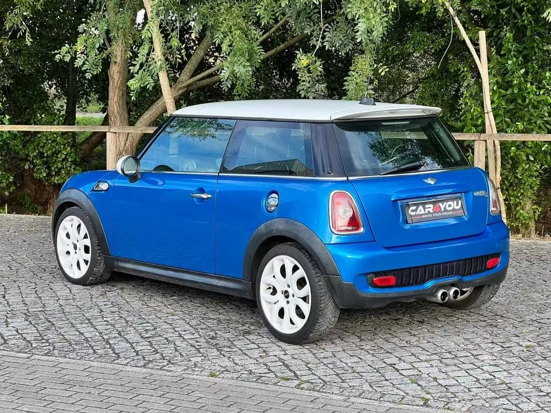 MINI 3 Portas Cooper S 8
