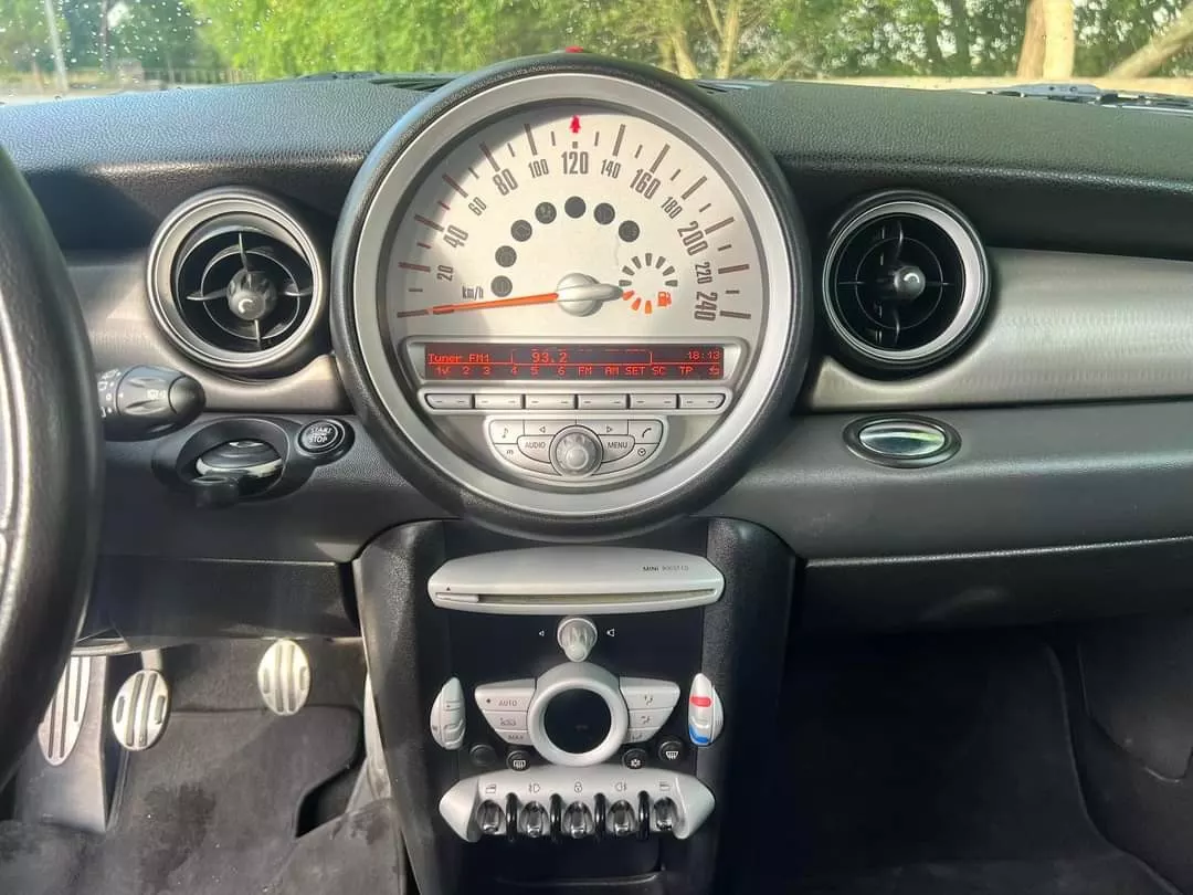 MINI 3 Portas Cooper S 22