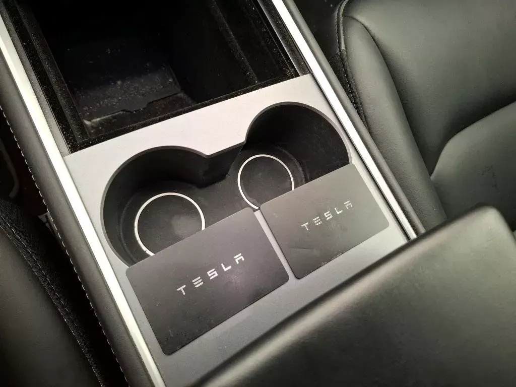 Tesla Model 3 Standard Range Plus RWD 9