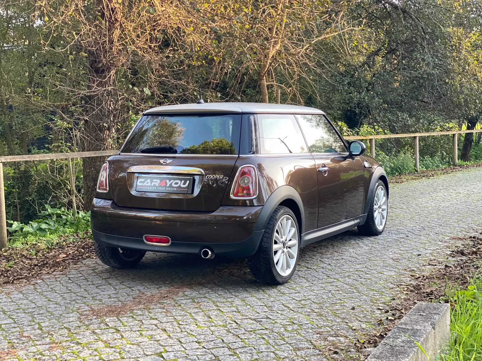 MINI 3 Portas Cooper D 12