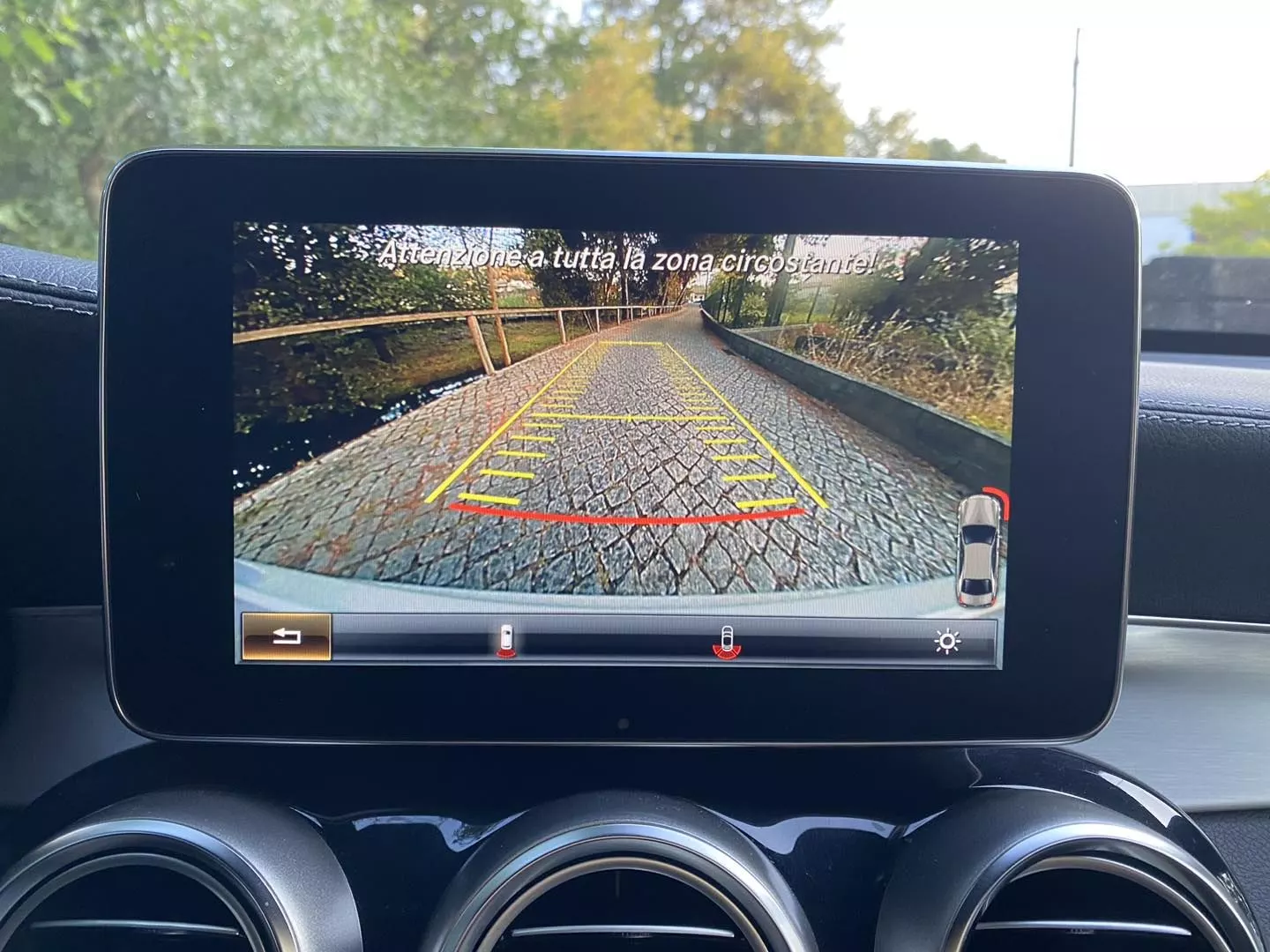 Mercedes-Benz GLC 250 d Coupé AMG Line 4-Matic 21