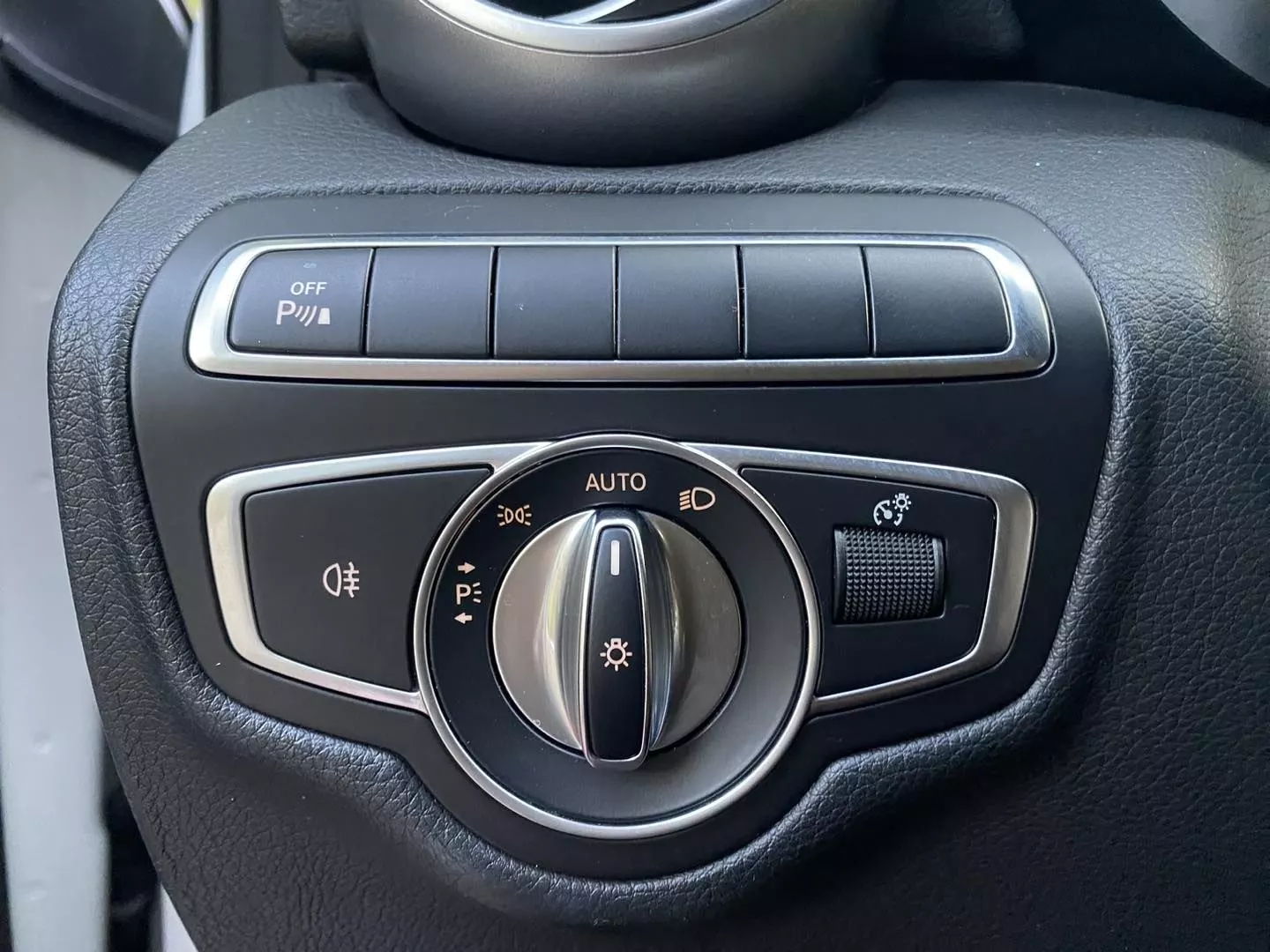 Mercedes-Benz GLC 250 d Coupé AMG Line 4-Matic 23