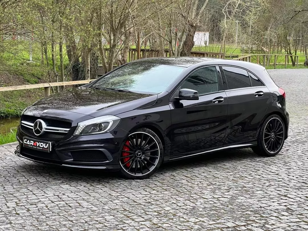 Mercedes-Benz A 45 AMG 4-Matic 3