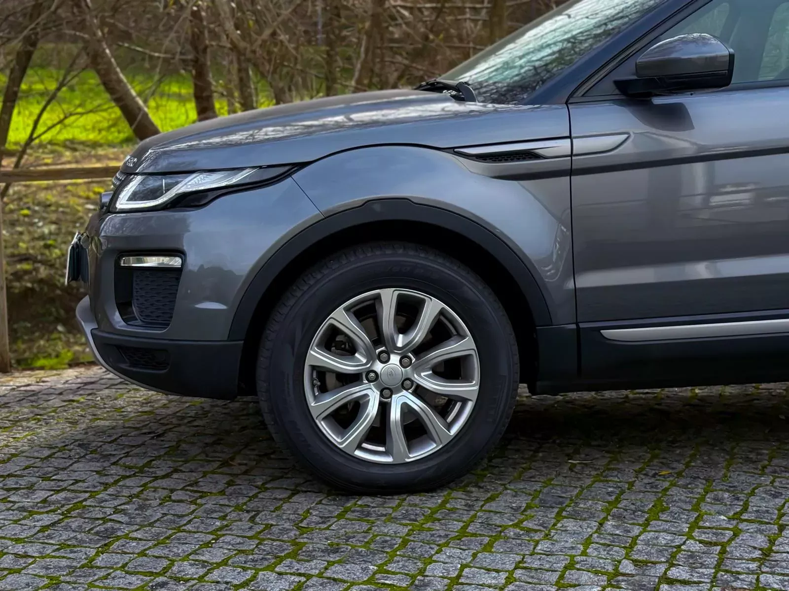 Land Rover Range Rover Evoque 2.0 TD4 SE Dynamic Auto 3
