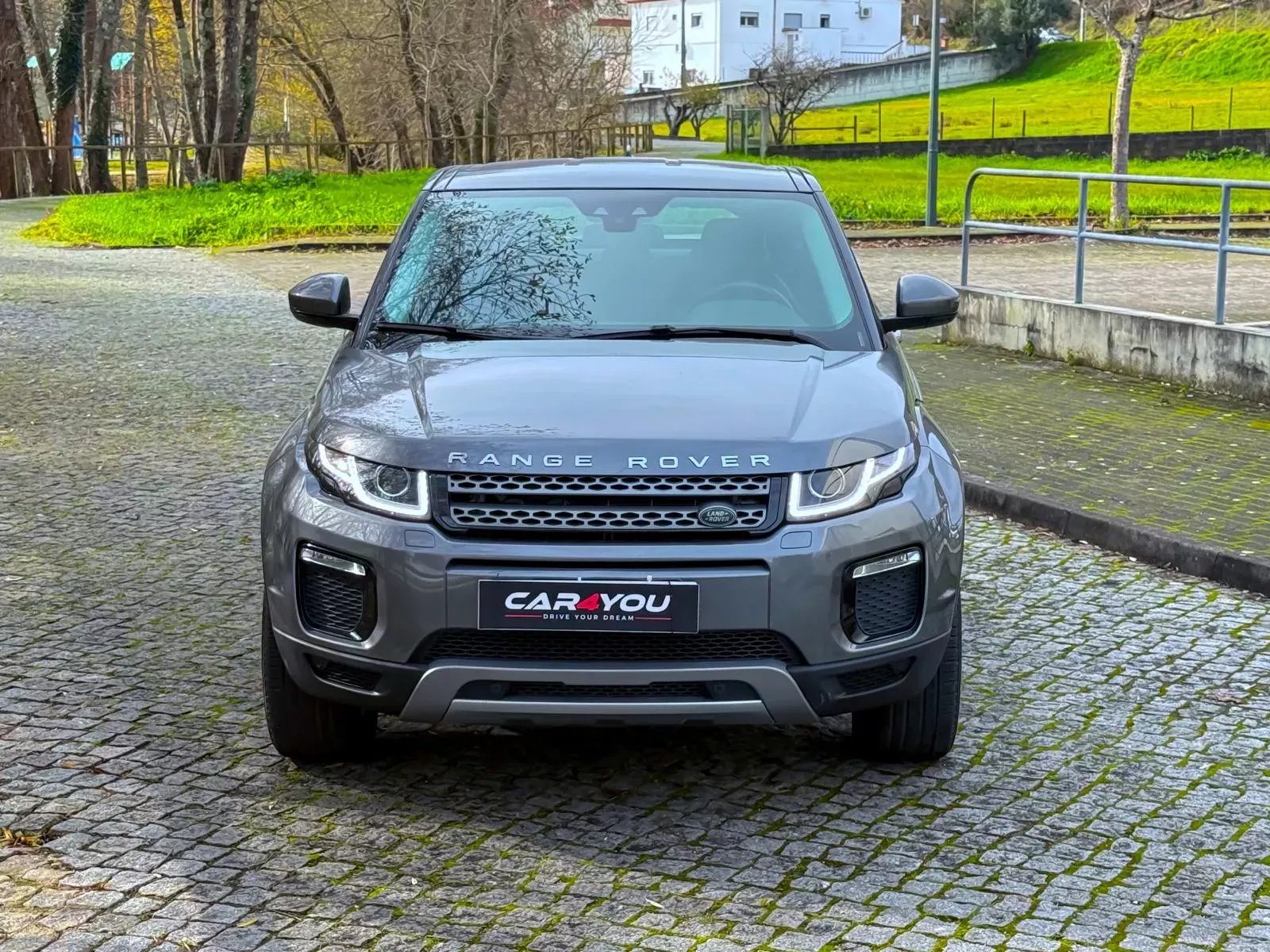 Land Rover Range Rover Evoque 2.0 TD4 SE Dynamic Auto 8