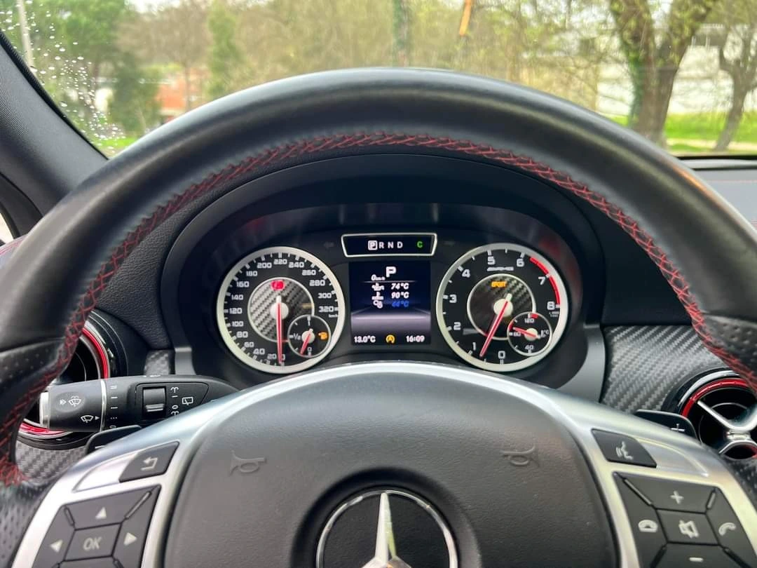 Mercedes-Benz A 45 AMG 4-Matic 20