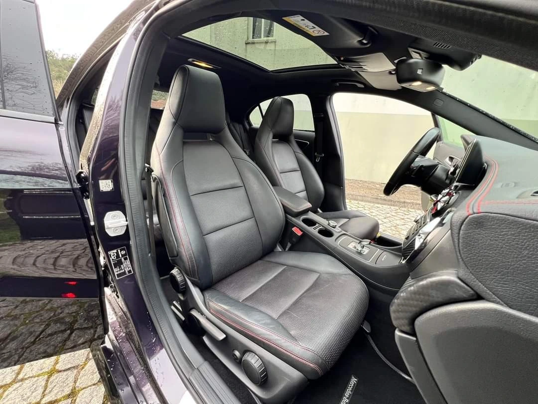 Mercedes-Benz A 45 AMG 4-Matic 26