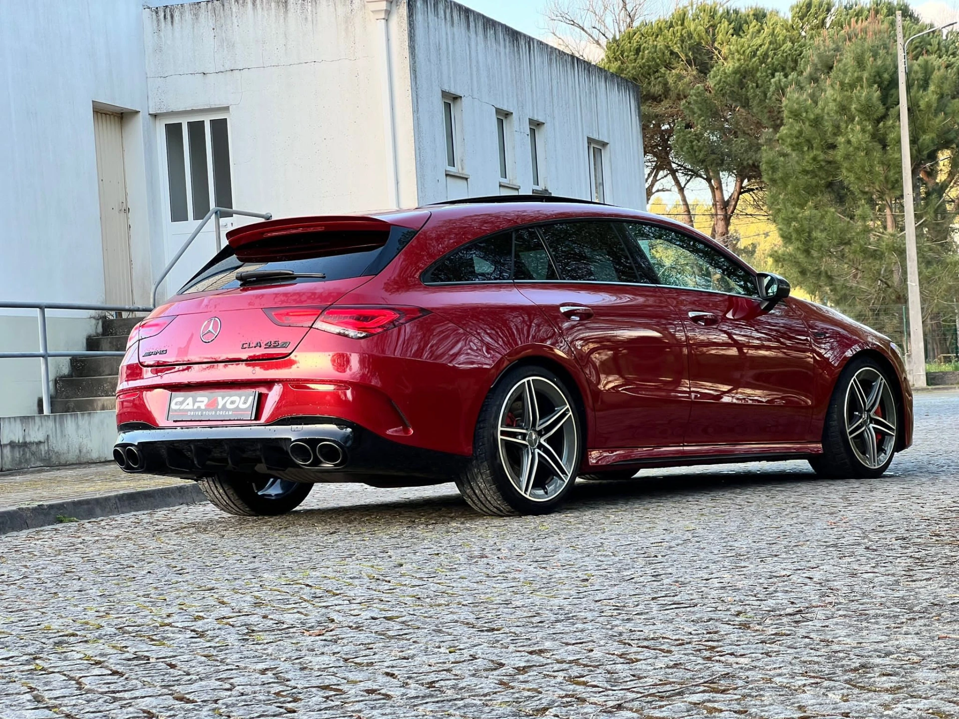 Mercedes-Benz CLA 45 AMG S Shooting Brake 4Matic+ 14