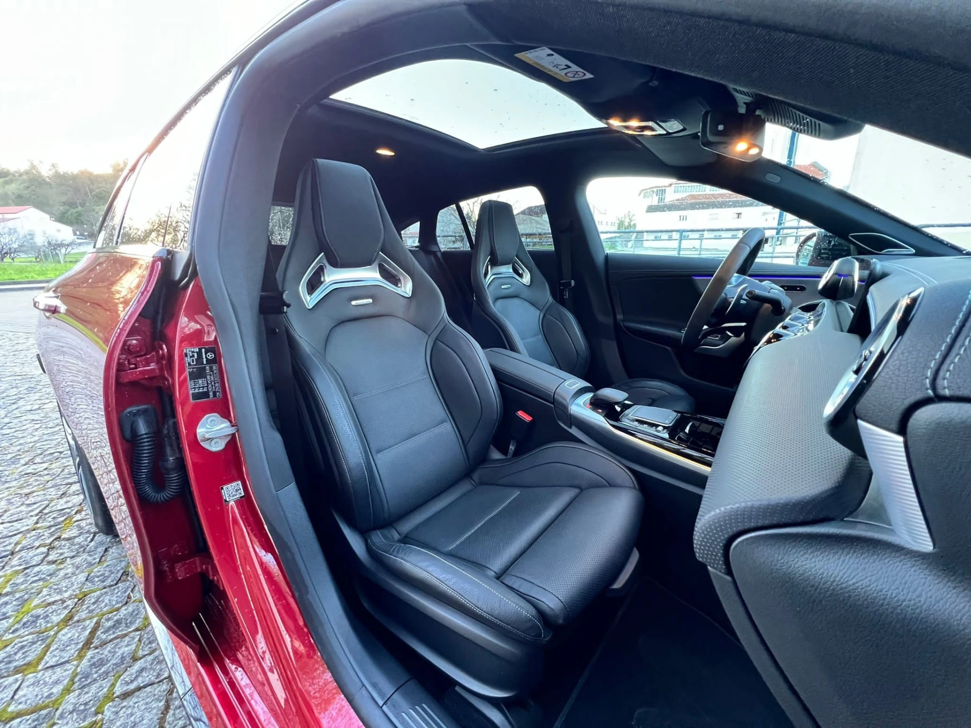 Mercedes-Benz CLA 45 AMG S Shooting Brake 4Matic+ 42