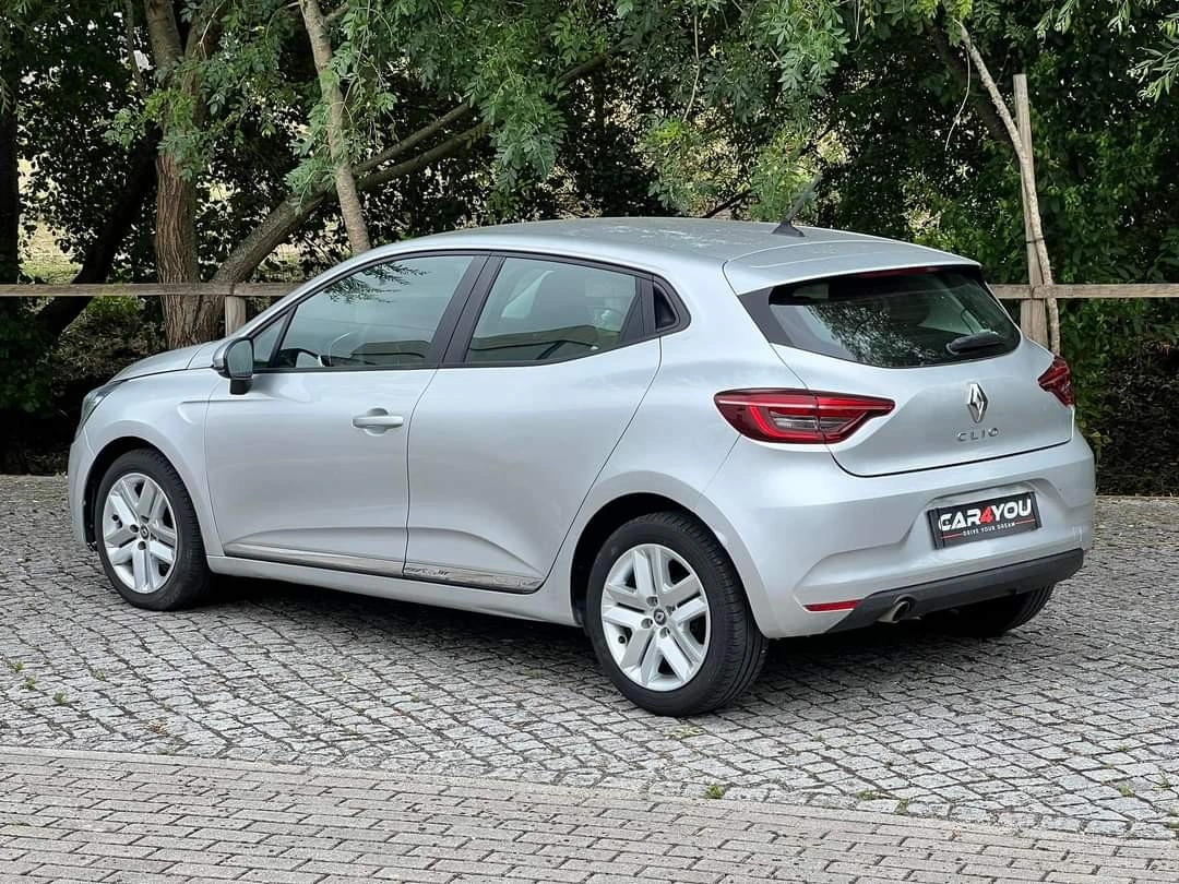 Renault Clio 1.5 Blue dCi Intens 13