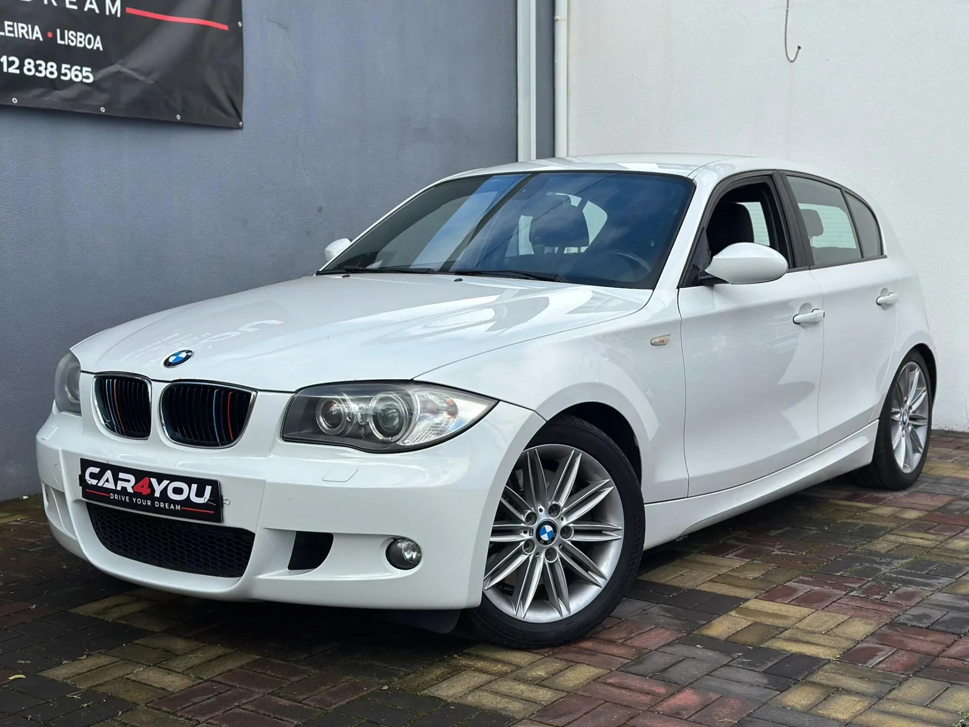 BMW 123 d 6