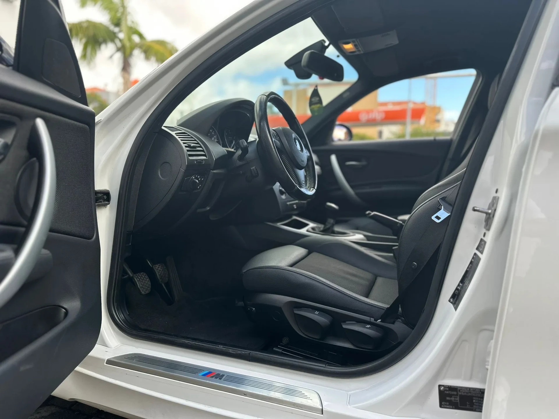 BMW 123 d 14