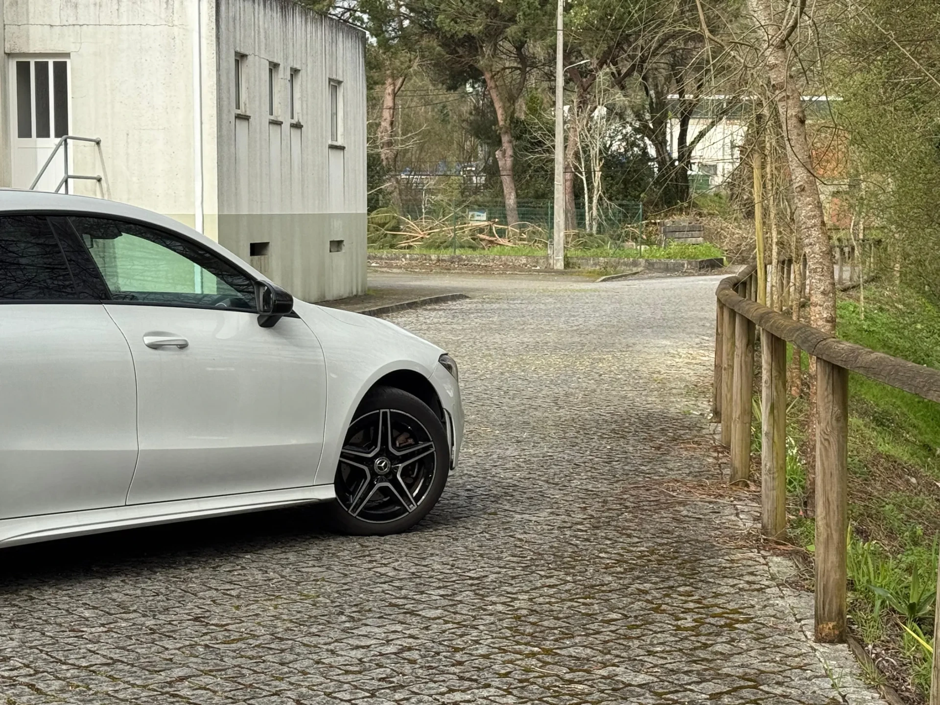 Mercedes-Benz CLA 250 e Shooting Brake AMG Line 6