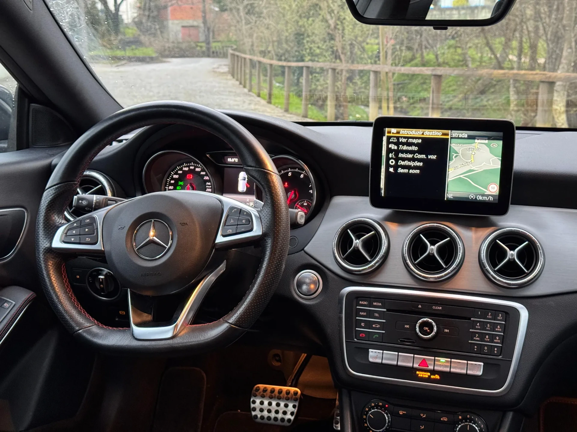Mercedes-Benz CLA 180 7G-DCT AMG Line 16