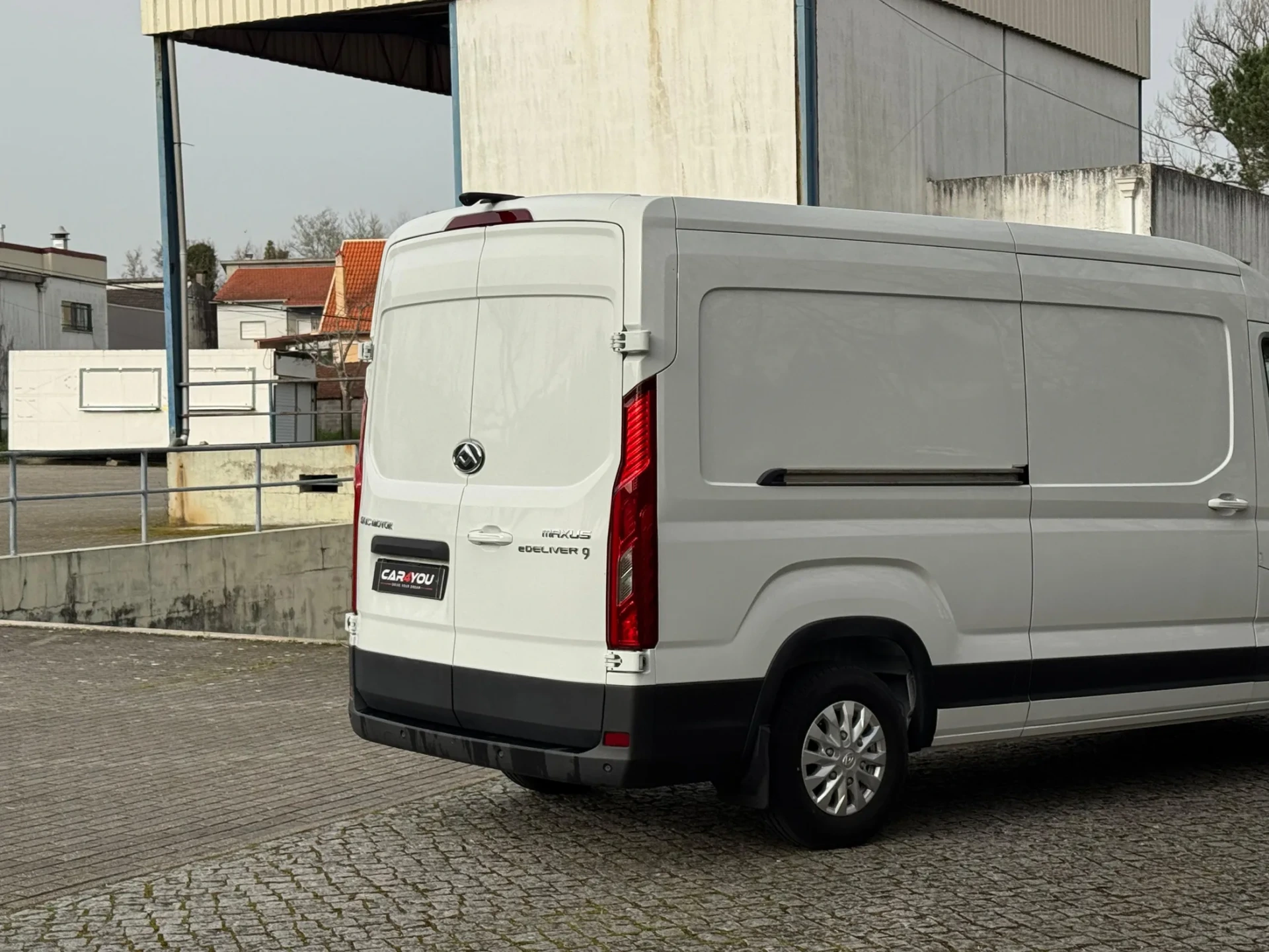 Maxus eDeliver 9 77 kWh L3H2 5