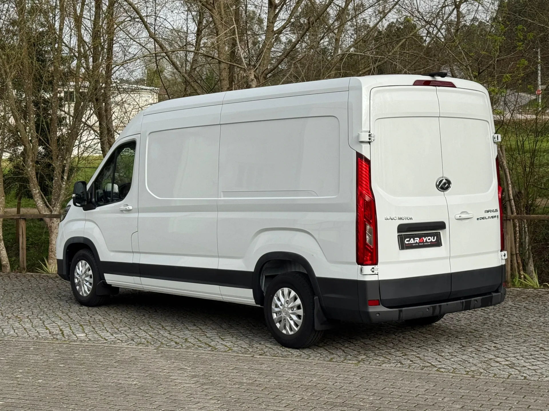 Maxus eDeliver 9 77 kWh L3H2 9