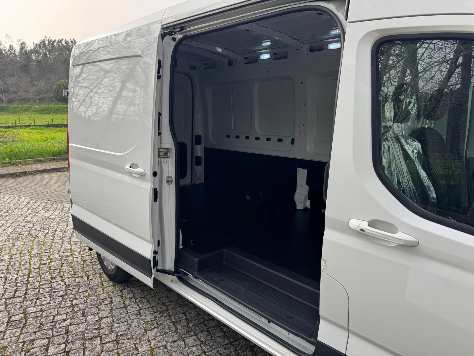 Maxus eDeliver 9 77 kWh L3H2 14