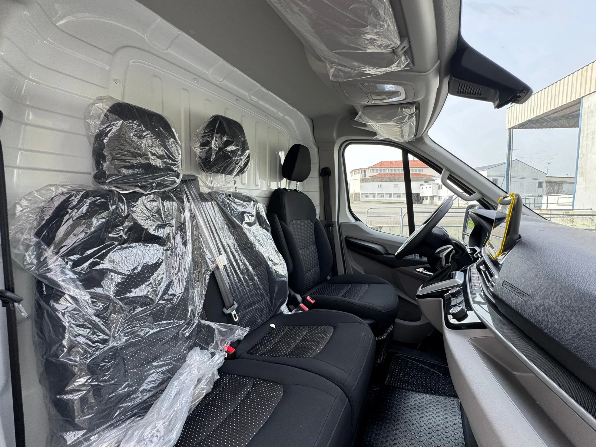 Maxus eDeliver 9 77 kWh L3H2 31