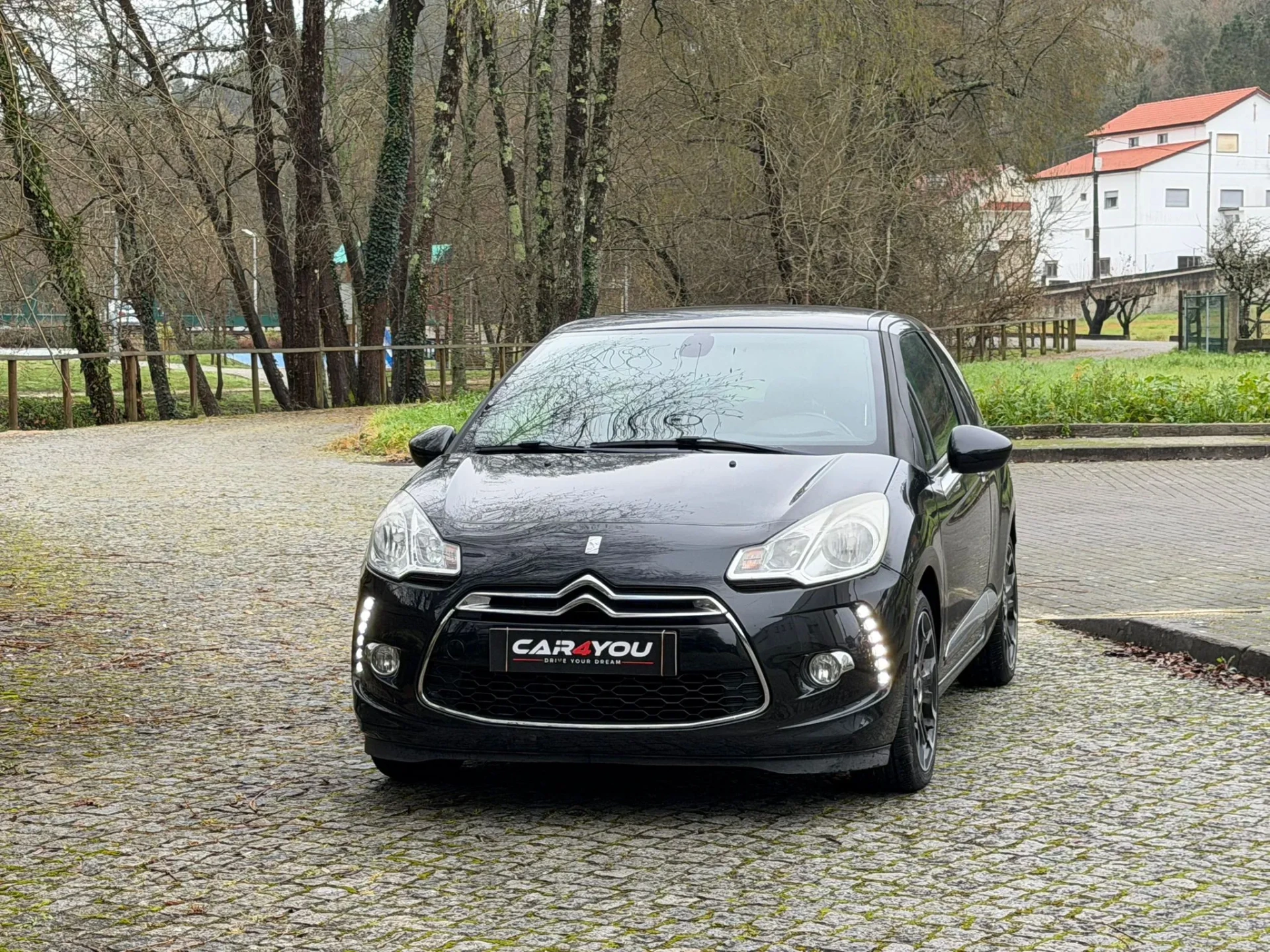 Citroen DS3 1.6 THP Sport Chic 4