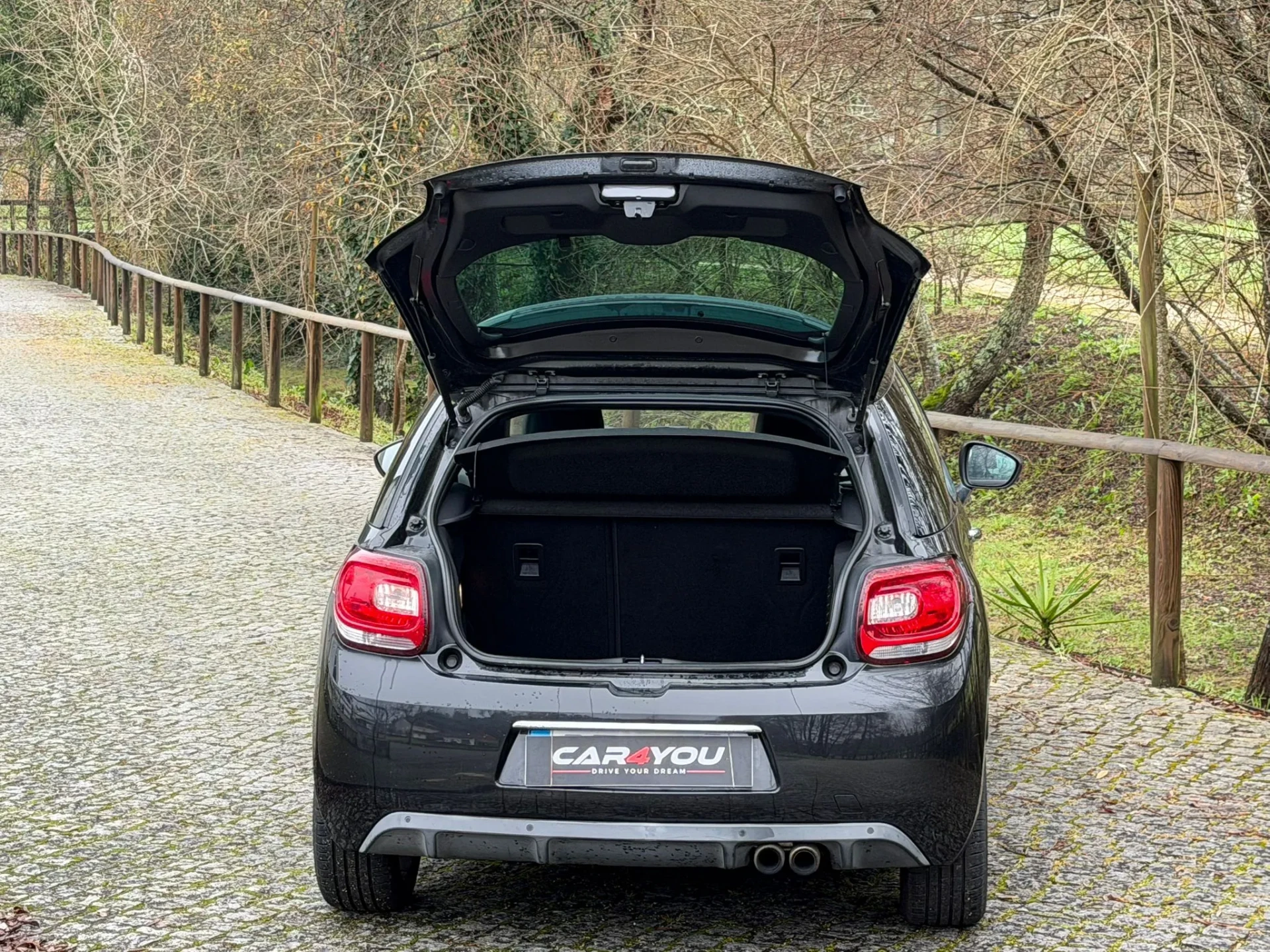 Citroen DS3 1.6 THP Sport Chic 8