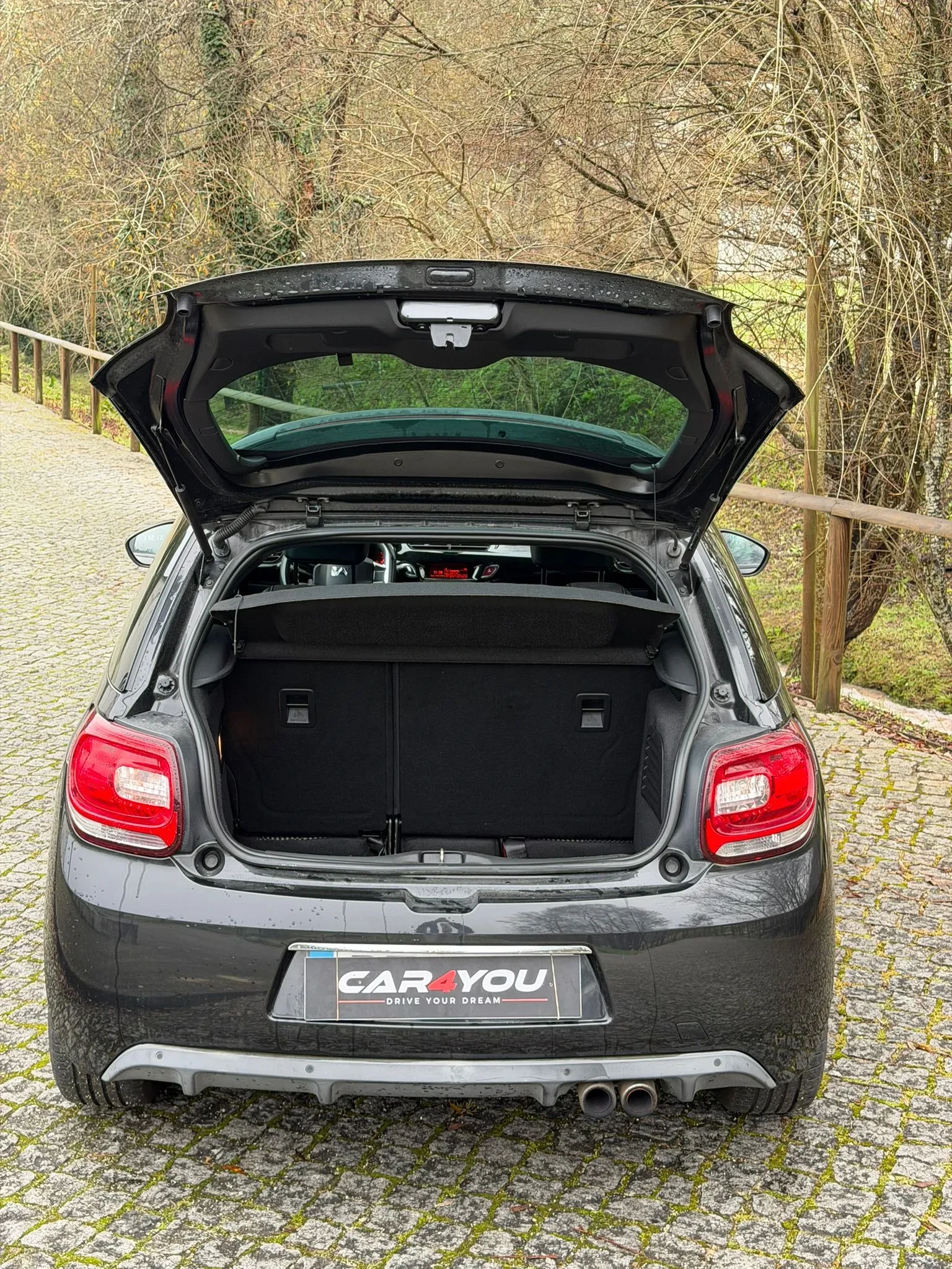 Citroen DS3 1.6 THP Sport Chic 10