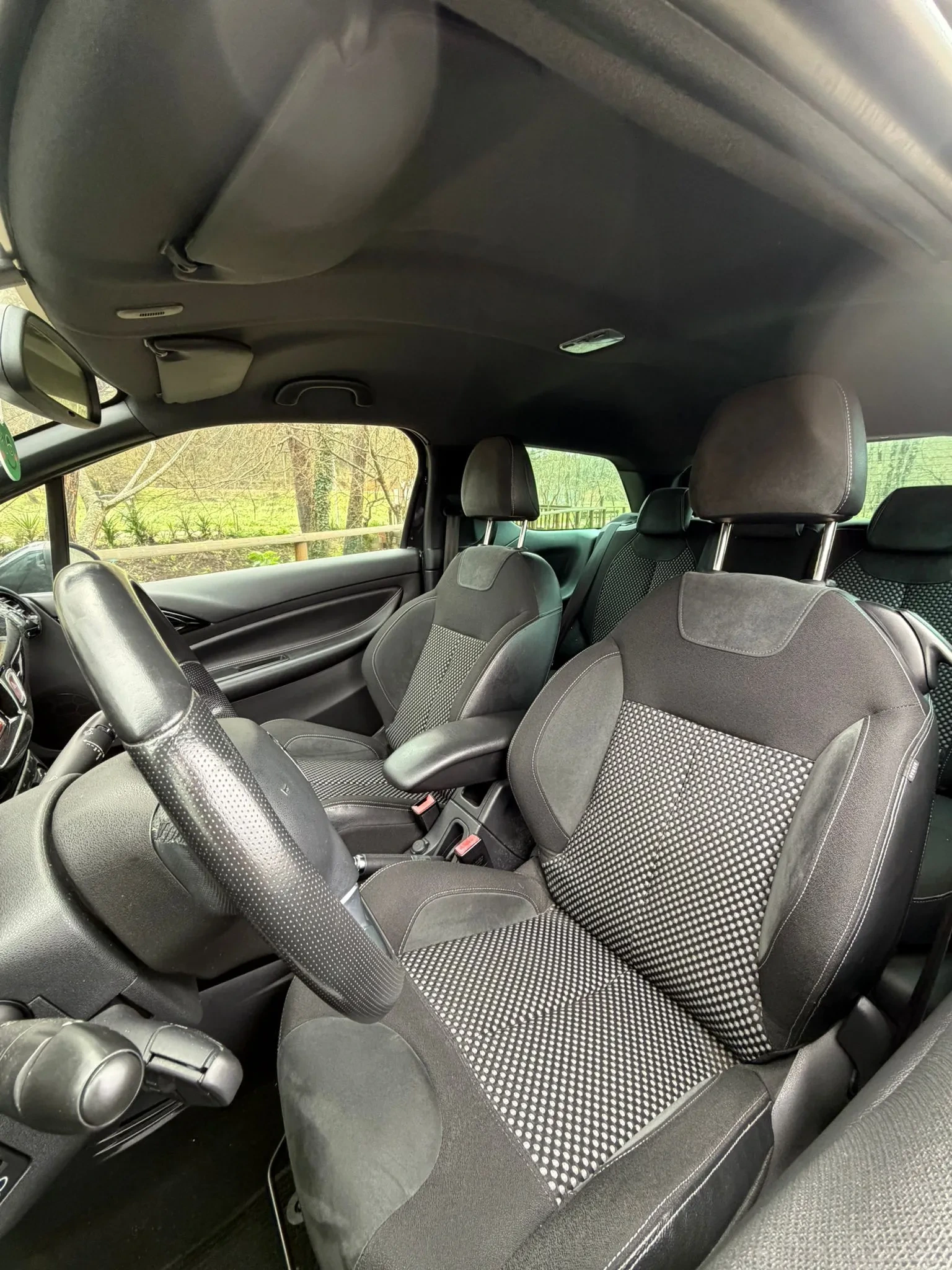 Citroen DS3 1.6 THP Sport Chic 29