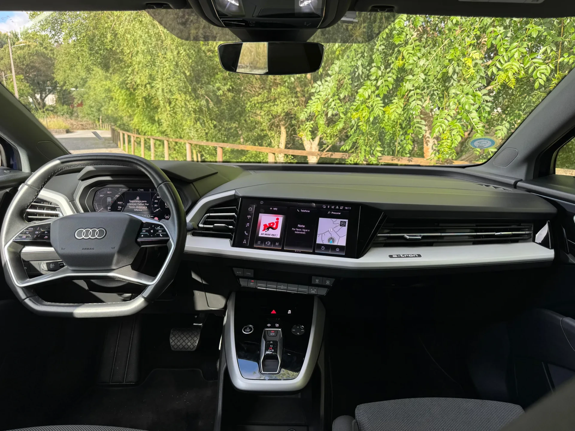 Audi Q4 e-tron 40 63 kWh SE Business 15