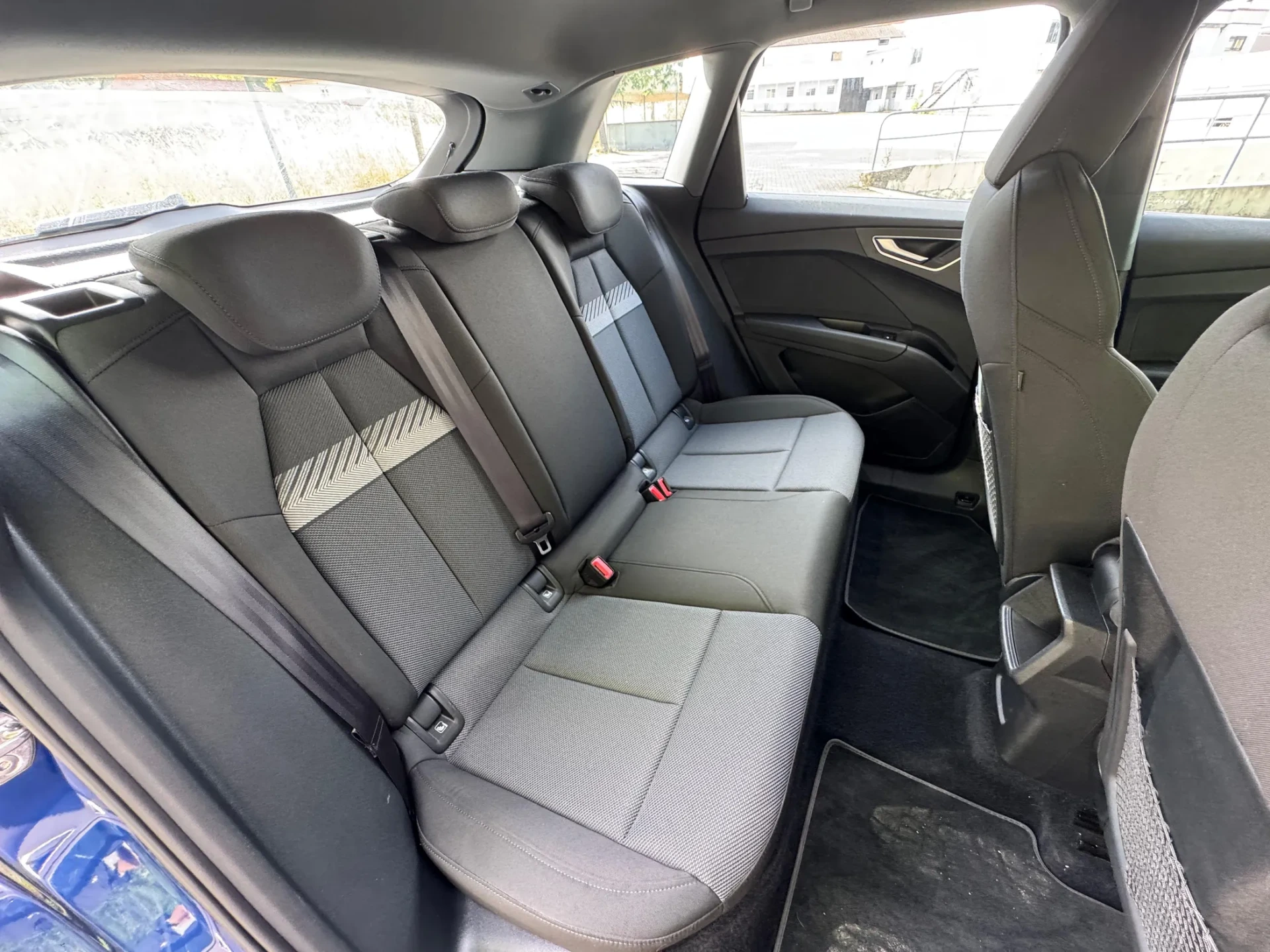Audi Q4 e-tron 40 63 kWh SE Business 34