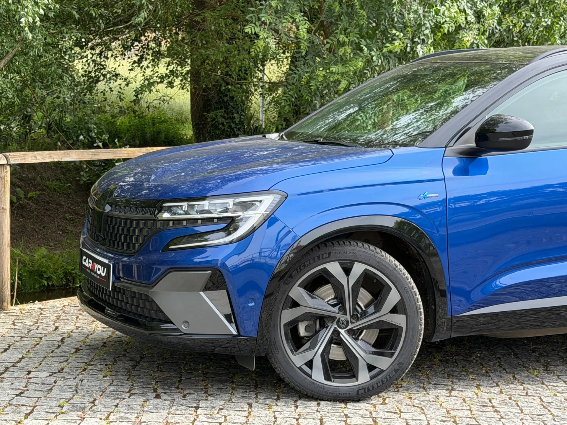 Renault Austral 1.2 Full Hybrid E-Tech Esprit Alpine 2