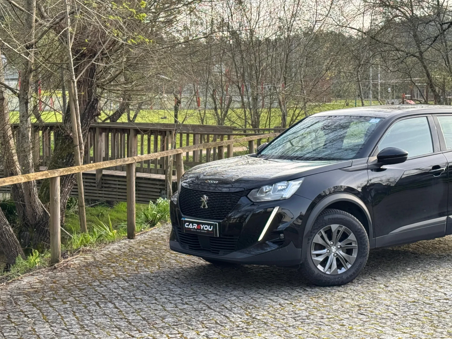 Peugeot 2008 1.2 PureTech Allure Pack EAT8 2