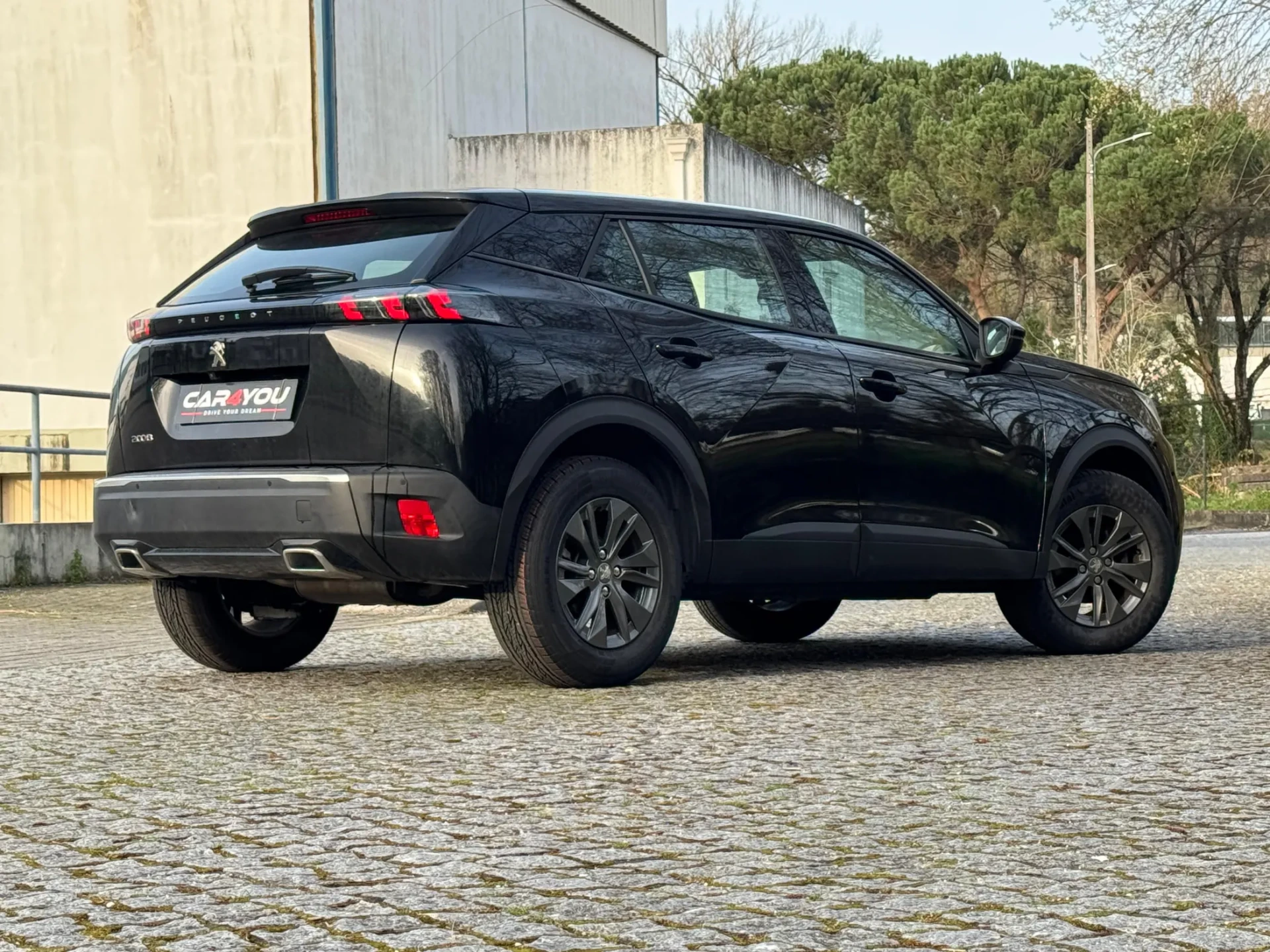 Peugeot 2008 1.2 PureTech Allure Pack EAT8 7