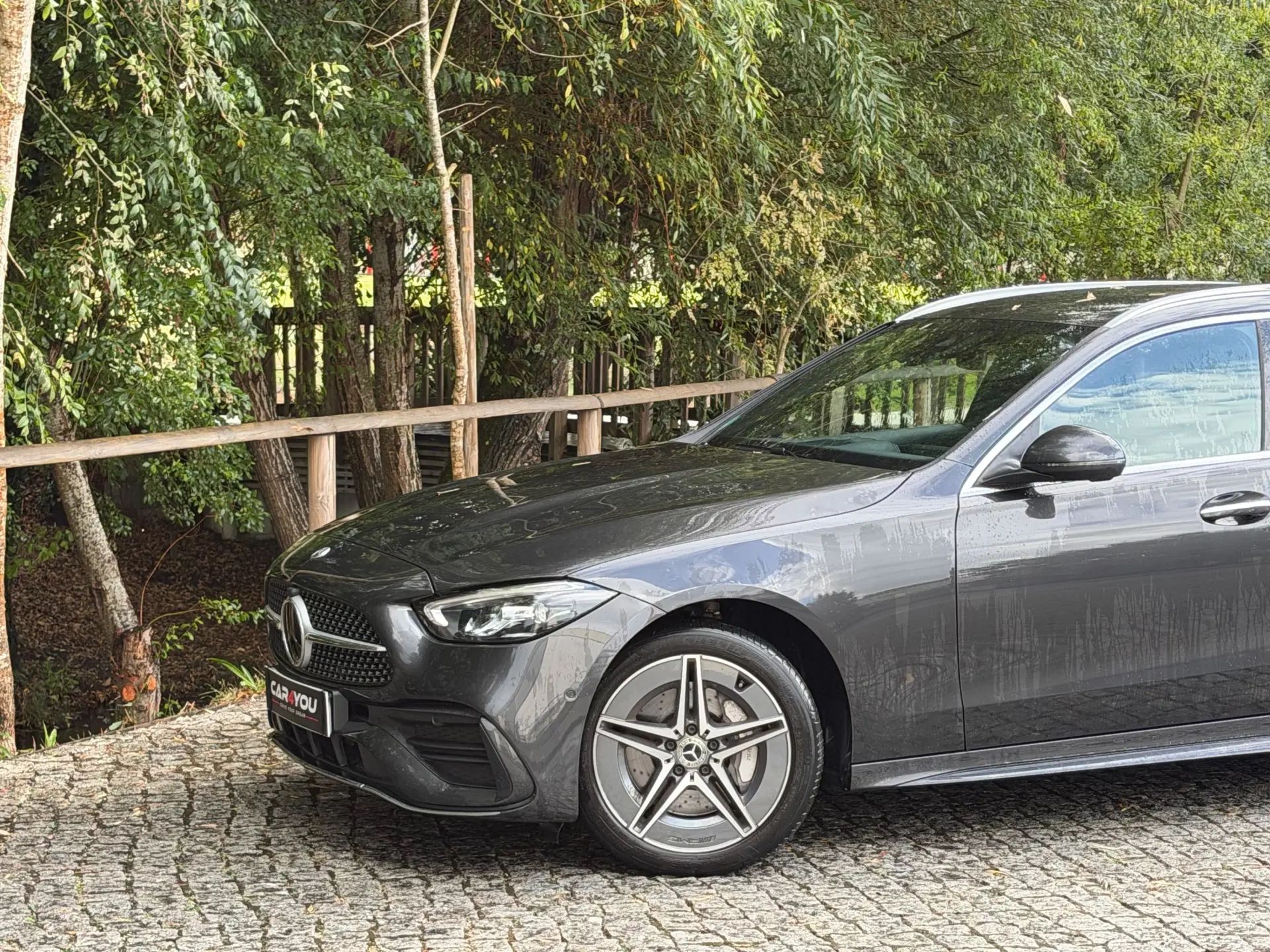 Mercedes-Benz C 300 e AMG Line 2