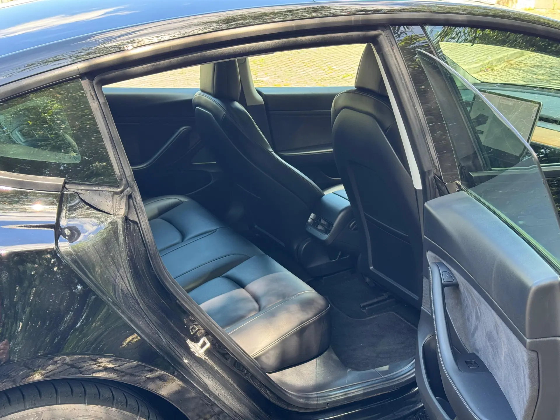 Tesla Model 3 Standard Range Plus RWD 24