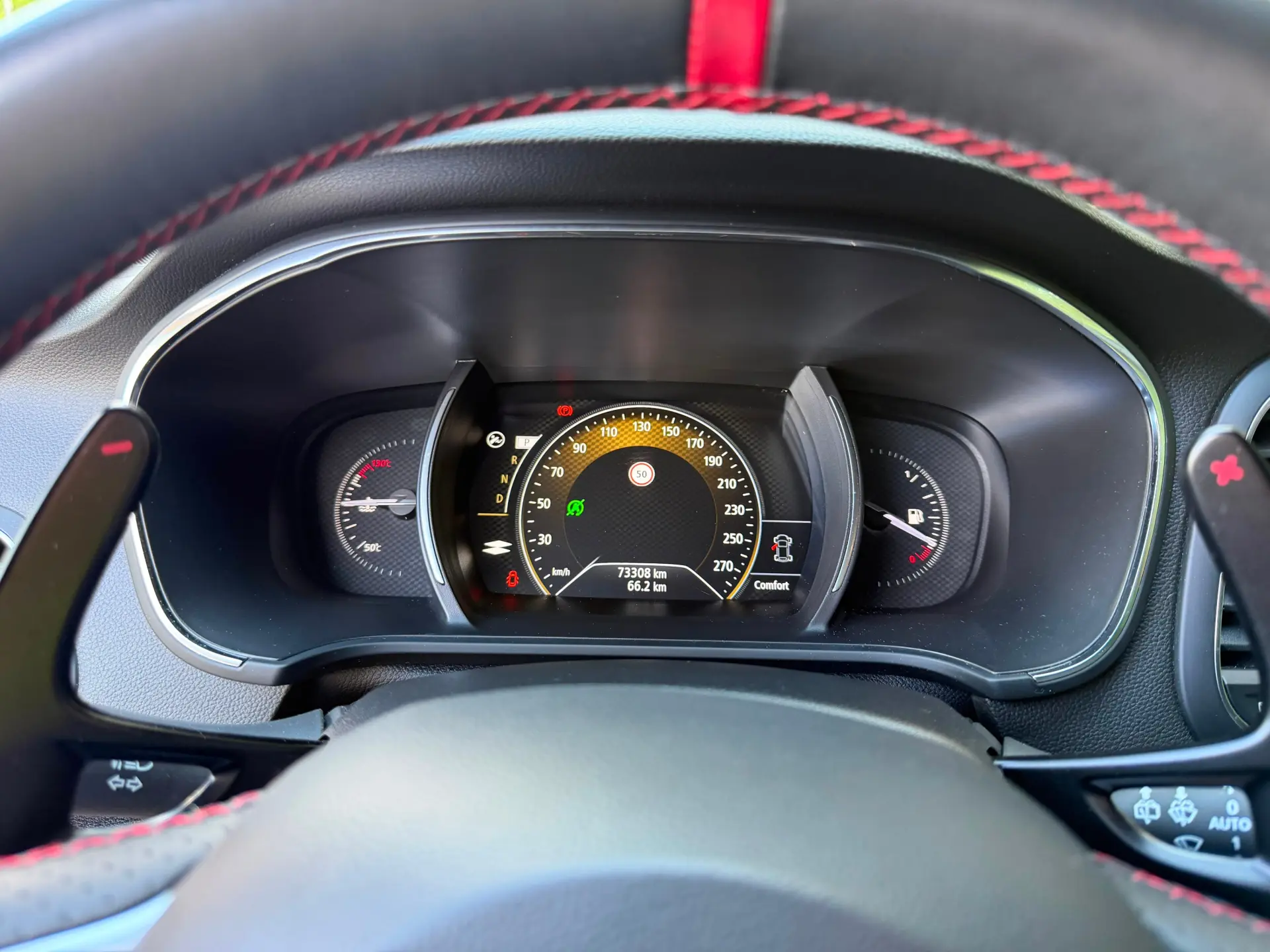 Renault Mégane 1.8 TCe R.S. EDC 23