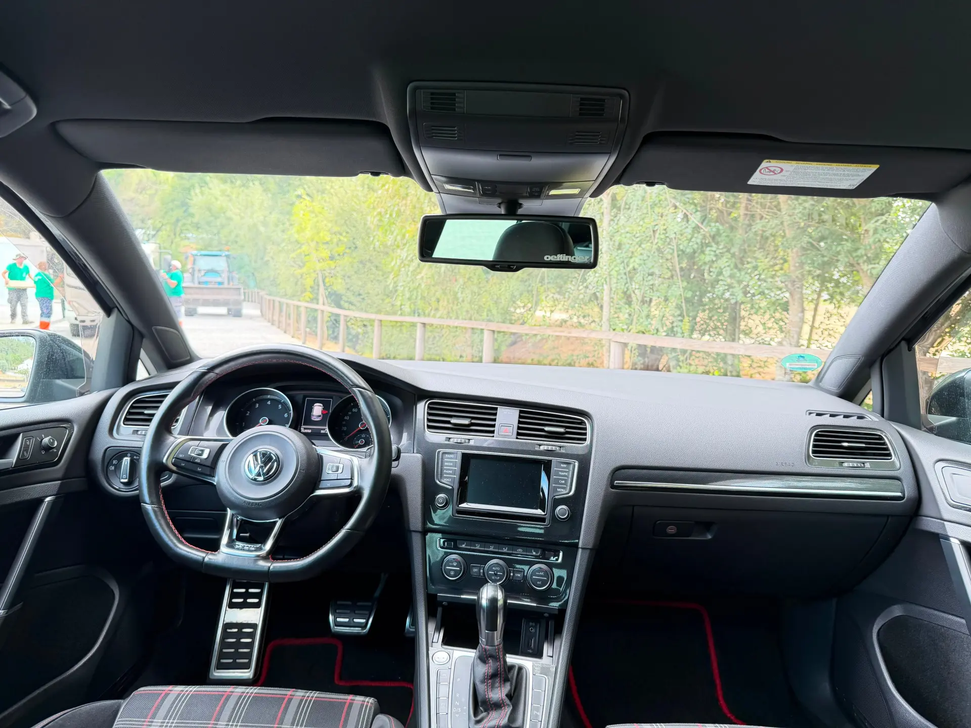 Volkswagen Golf 2.0 TSi R DSG 21